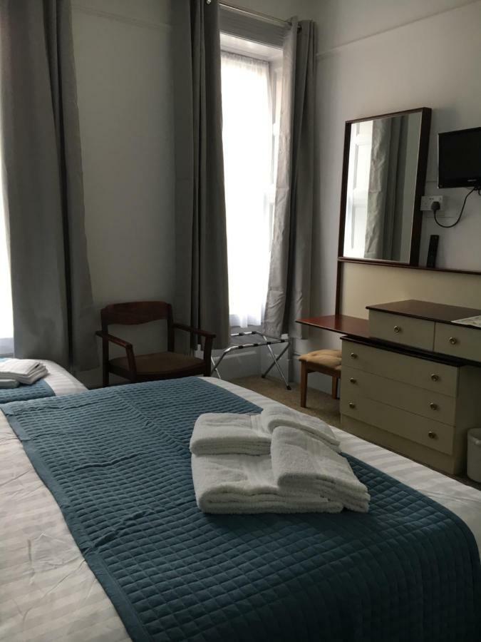 Avoca Villa Guest House Saint Helier ภายนอก รูปภาพ