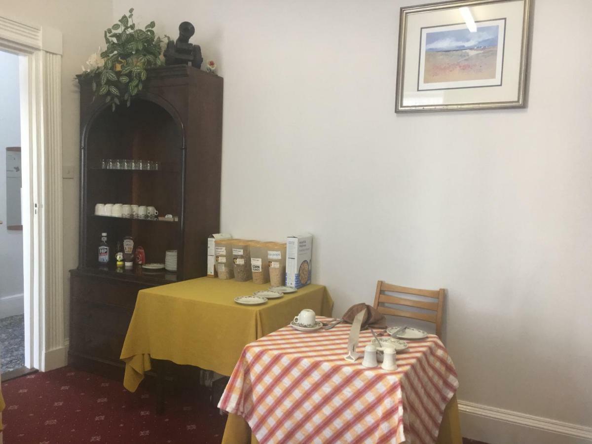 Avoca Villa Guest House Saint Helier ภายนอก รูปภาพ